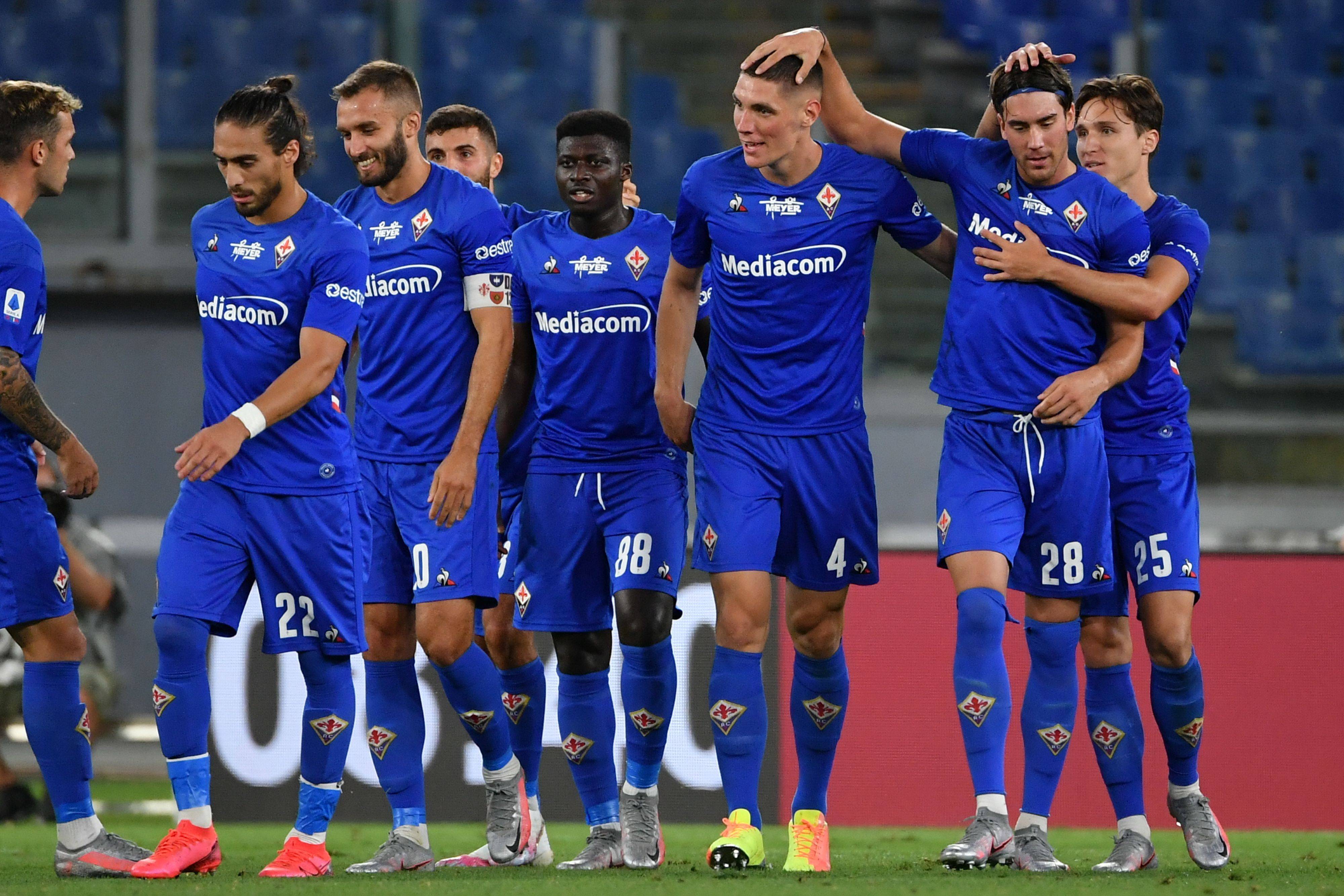 九游体育-金州勇士国际比赛日外线爆发Scout连续三场比赛得分超过回归赛场，埃因霍温临场应变备战亚冠瞬间刷屏